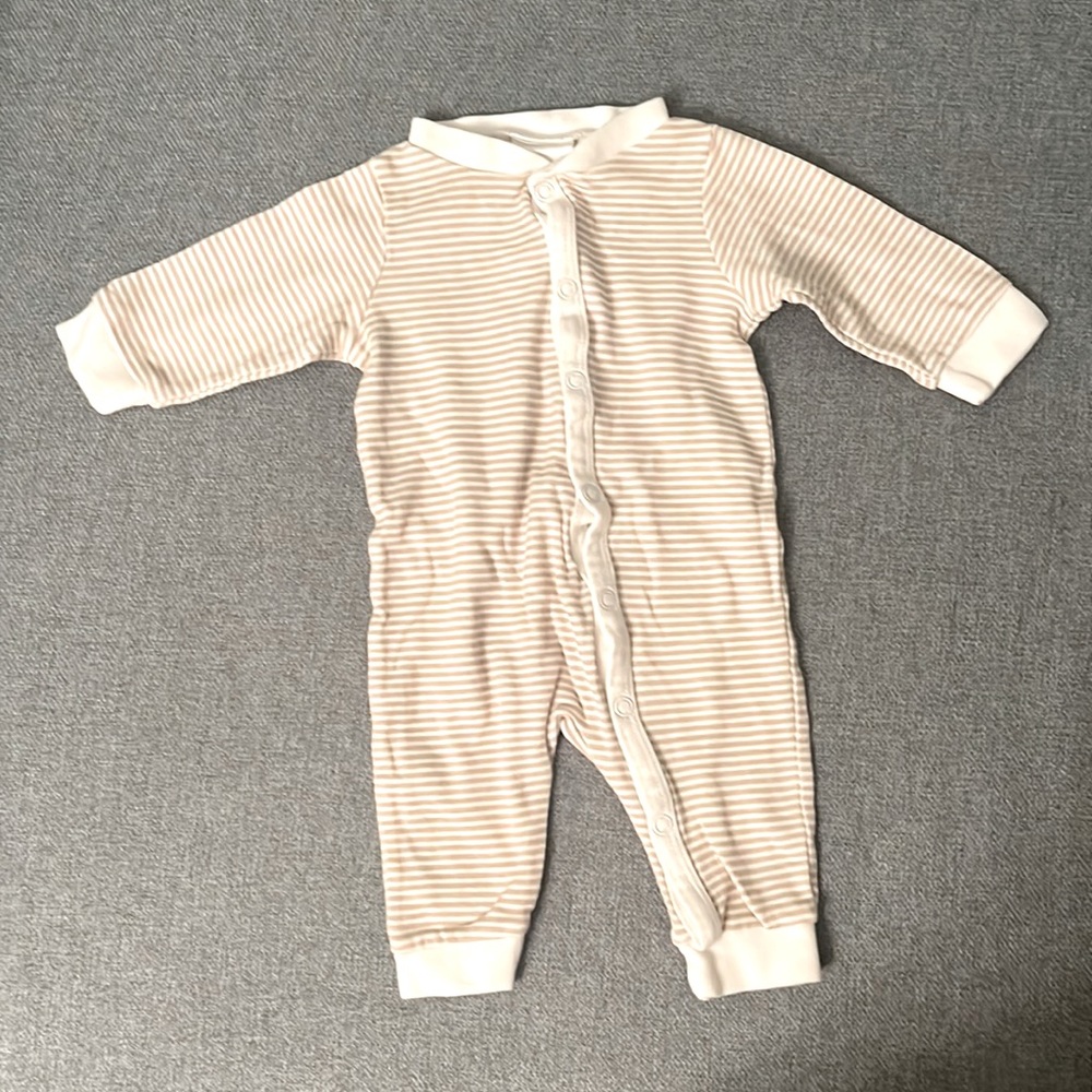 H&M bodysuit New!